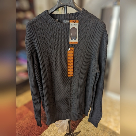 XXL Buffalo Crewneck Long Sleeve Knit Sweater - Picture 2 of 7